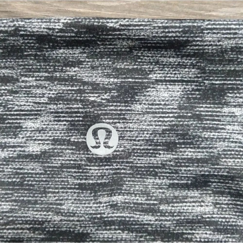 Lululemon Drop It Like It's Hot Crop Dramatic Stat - Picture 7 of 7